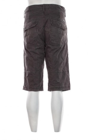 Pantaloni scurți de bărbați Esprit, Mărime L, Culoare Gri, Preț 67,99 Lei