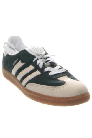 Мъжки обувки Adidas, Размер 41, Цвят Многоцветен, Цена 112,99 лв.