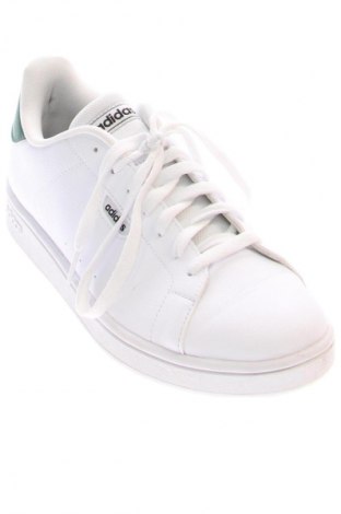 Мъжки обувки Adidas, Размер 43, Цвят Бял, Цена 167,99 лв.