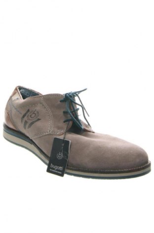 Férfi cipők
 Bugatti, Méret 43, Szín Szürke, Ár 13 899 Ft