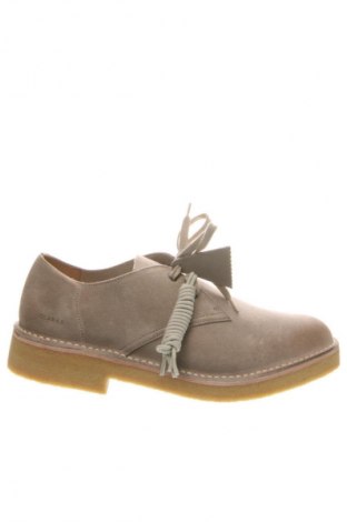 Încălțăminte bărbătească Clarks, Mărime 43, Culoare Bej, Preț 476,99 Lei