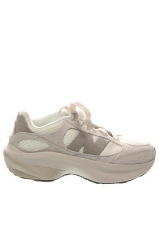 Încălțăminte bărbătească New Balance, Mărime 42, Culoare Multicolor, Preț 519,99 Lei