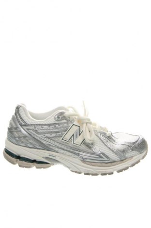 Încălțăminte bărbătească New Balance, Mărime 43, Culoare Multicolor, Preț 422,99 Lei