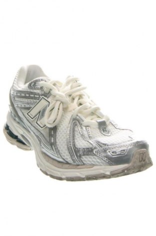 Încălțăminte bărbătească New Balance, Mărime 43, Culoare Multicolor, Preț 422,99 Lei