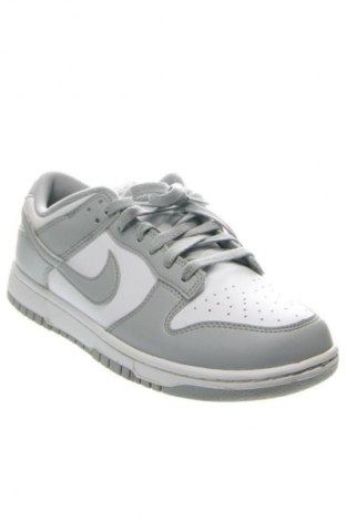 Мъжки обувки Nike, Размер 40, Цвят Многоцветен, Цена 167,99 лв.