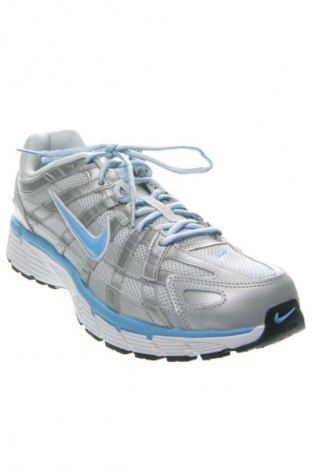 Мъжки обувки Nike, Размер 46, Цвят Сив, Цена 204,99 лв.