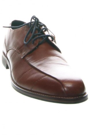 Férfi cipők
 Pier One, Méret 42, Szín Barna, Ár 16 529 Ft