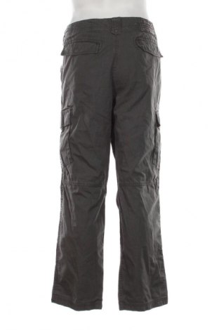 Herrenhose Peckott, Größe XL, Farbe Grün, Preis 20,00 €
