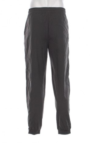 Мъжко спортно долнище New Balance, Размер S, Цвят Сив, Цена 20,99 лв.