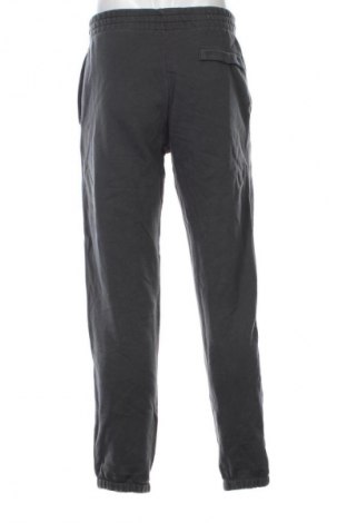 Herren Sporthose Nike, Größe S, Farbe Grau, Preis 41,99 €