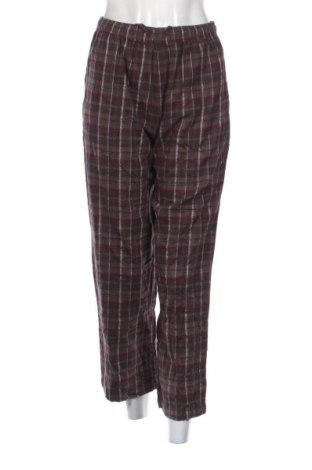 Pizsama Attention, Méret M, Szín Sokszínű, Ár 5 769 Ft