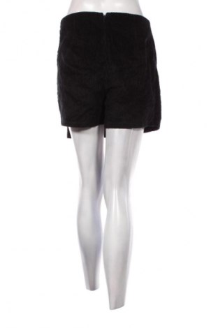 Пола - панталон Amisu, Размер M, Цвят Черен, Цена 11,99 лв.