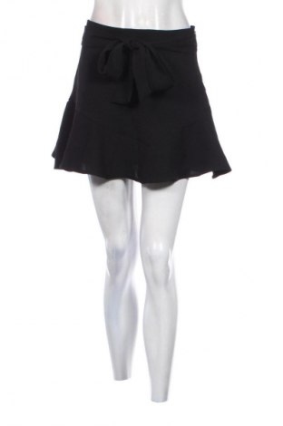 Пола - панталон Zara, Размер M, Цвят Черен, Цена 20,00 лв.