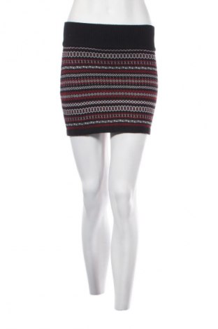 Пола Ajc, Размер S, Цвят Многоцветен, Цена 14,99 лв.