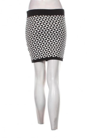 Пола Amisu, Размер S, Цвят Многоцветен, Цена 13,99 лв.