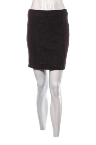 Sukňa Amisu, Veľkosť M, Farba Čierna, Cena  9,72 €