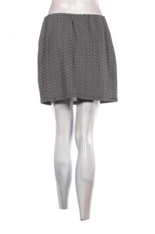 Пола Atmosphere, Размер M, Цвят Многоцветен, Цена 19,00 лв.