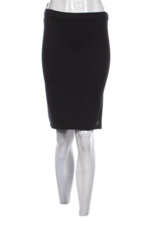 Пола BSB, Размер L, Цвят Черен, Цена 110,20 лв.