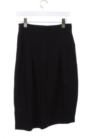 Пола Blumarine, Размер S, Цвят Черен, Цена 340,00 лв.