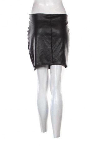 Пола Even&Odd, Размер S, Цвят Черен, Цена 10,99 лв.