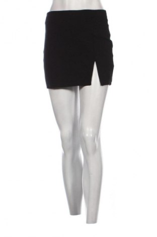 Пола Fb Sister, Размер S, Цвят Черен, Цена 19,00 лв.