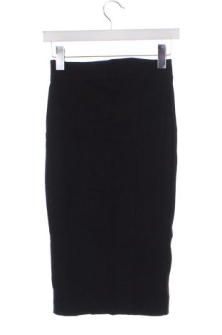 Пола French Connection, Размер XS, Цвят Черен, Цена 61,94 лв.