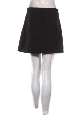 Пола H&M, Размер M, Цвят Черен, Цена 12,99 лв.