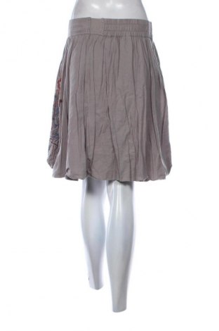 Пола H&M, Размер L, Цвят Многоцветен, Цена 19,99 лв.