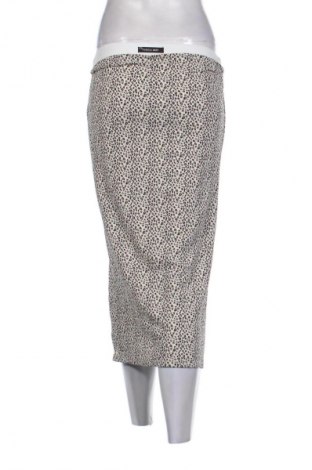 Пола LCW, Размер S, Цвят Многоцветен, Цена 18,00 лв.