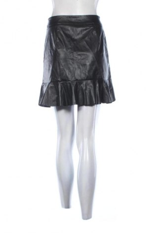 Пола LCW, Размер S, Цвят Черен, Цена 16,00 лв.