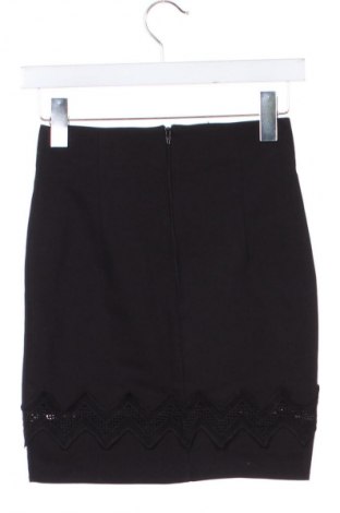 Sukně Lynne, Velikost XS, Barva Černá, Cena  319,00 Kč