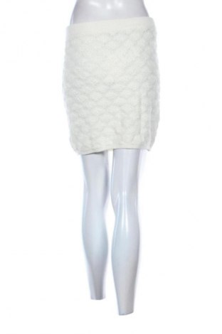 Szoknya Mango, Méret S, Szín Ekrü
, Ár 9 559 Ft