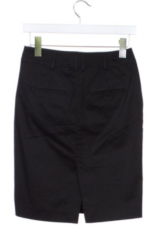 Пола Mango, Размер XS, Цвят Черен, Цена 27,00 лв.