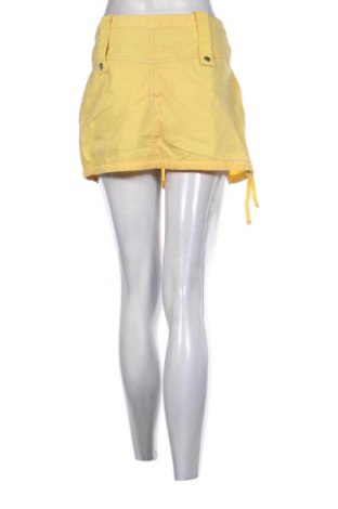 Пола Miss Sixty, Размер S, Цвят Жълт, Цена 44,99 лв.