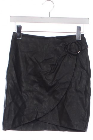 Пола Mohito, Размер XXS, Цвят Черен, Цена 19,55 лв.