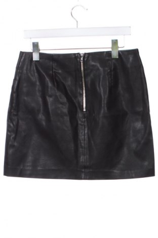 Пола New Look, Размер M, Цвят Черен, Цена 19,00 лв.