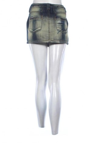 Пола ONLY, Размер M, Цвят Многоцветен, Цена 27,00 лв.