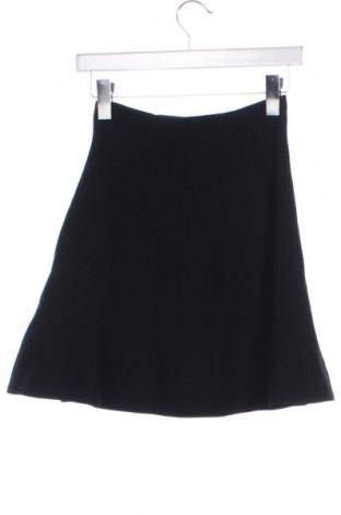 Пола ONLY, Размер XS, Цвят Черен, Цена 46,99 лв.