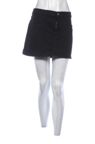 Пола Perfect Jeans By Gina Tricot, Размер XL, Цвят Черен, Цена 27,37 лв.