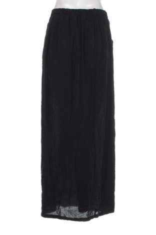 Пола Reserved, Размер M, Цвят Черен, Цена 36,10 лв.