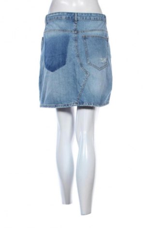 Пола Reserved, Размер M, Цвят Син, Цена 19,99 лв.