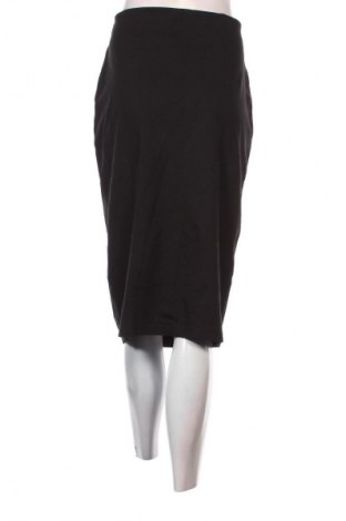 Пола Reserved, Размер XL, Цвят Черен, Цена 26,99 лв.