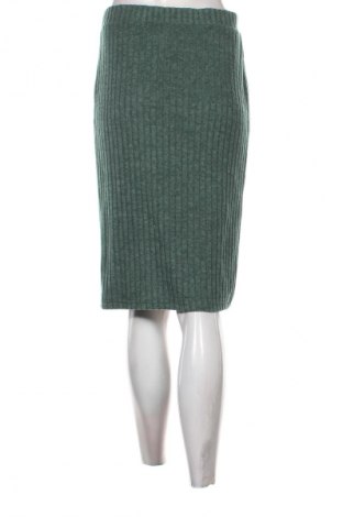 Пола SHEIN, Размер S, Цвят Зелен, Цена 23,00 лв.