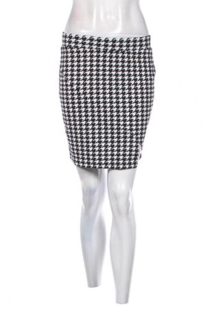 Пола SHEIN, Размер S, Цвят Многоцветен, Цена 19,00 лв.