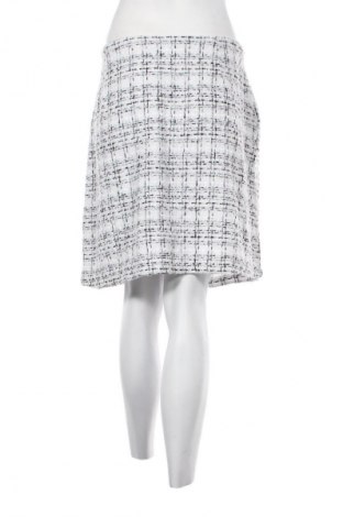 Пола SHEIN, Размер XL, Цвят Многоцветен, Цена 14,99 лв.