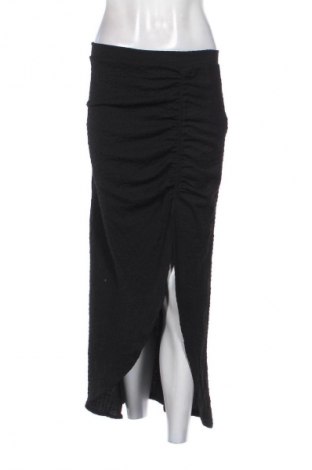 Пола Sinsay, Размер S, Цвят Черен, Цена 19,99 лв.