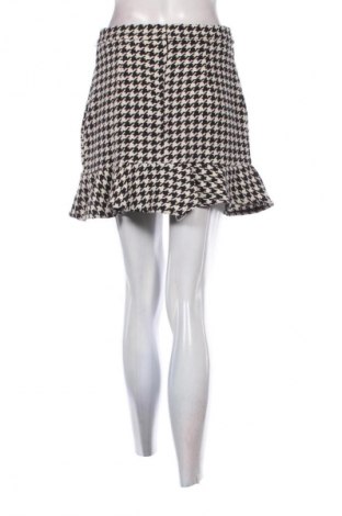 Пола Trendyol, Размер S, Цвят Многоцветен, Цена 65,99 лв.