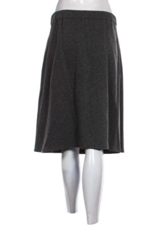 Пола Unbranded, Размер M, Цвят Сив, Цена 15,99 лв.