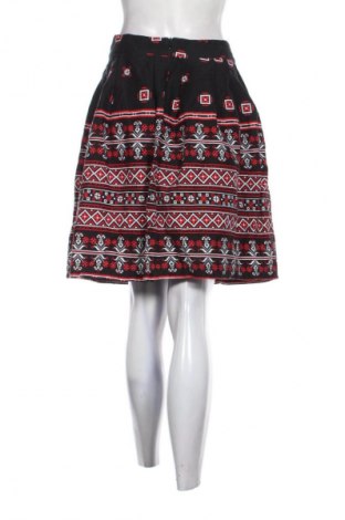 Пола Unbranded, Размер S, Цвят Многоцветен, Цена 19,00 лв.