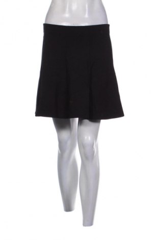 Пола Unbranded, Размер S, Цвят Черен, Цена 19,00 лв.